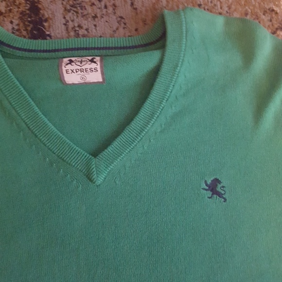 Lot of 4 LIKE NEW Men's Express V-Neck Sweaters XL - Picture 3 of 5